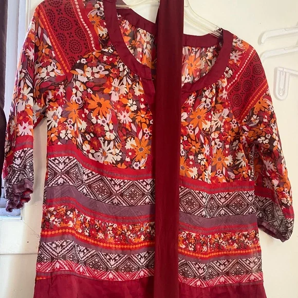 Flowered pattern blouse - Picture 4 of 6